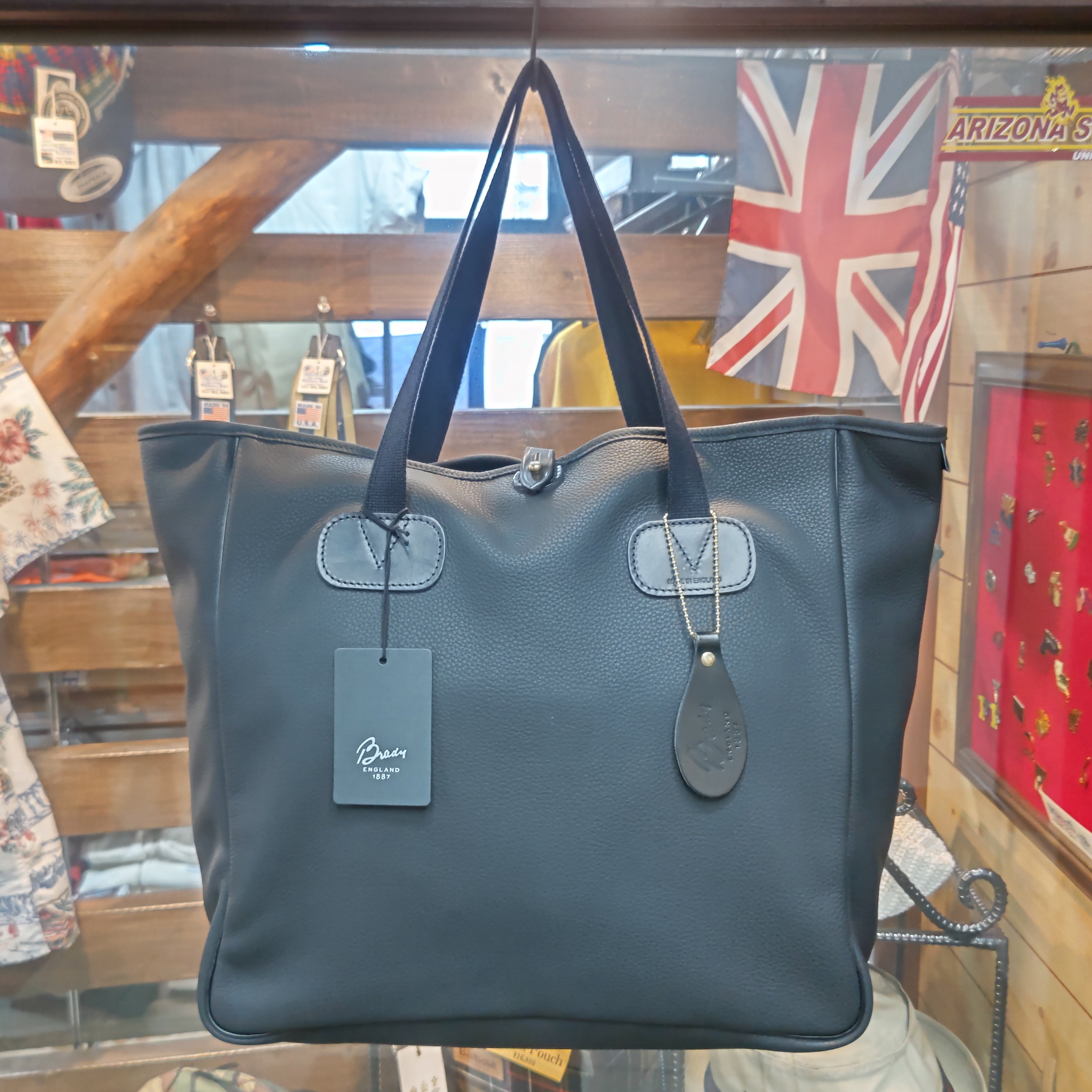 バリィさん　クッション　トートバッグ等　まとめ売り　レア ハウルの動く城 縦型刺繍帆布トートバッグ あわてるカルシファー