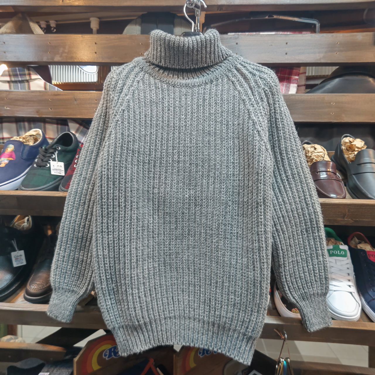 Fisherman Sweater Turtle Neck　= 100% british wool =